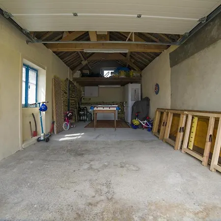 Holiday home Des Huttes Bain-de-Bretagne