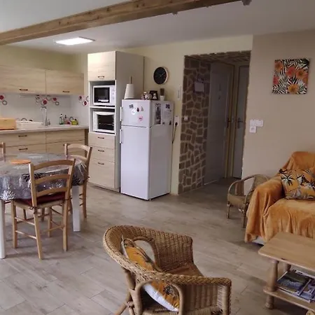 Holiday home Des Huttes *