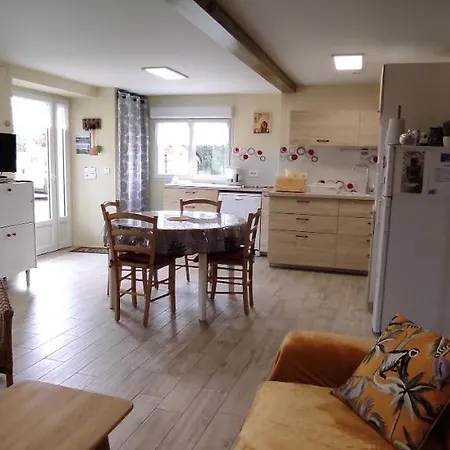 Holiday home Des Huttes
